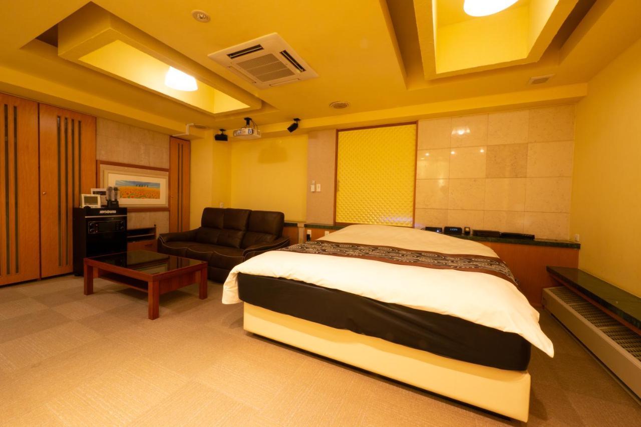 Hotel Rplus日高 (Adults Only) Hidaka  Exteriér fotografie